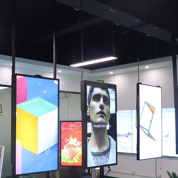 吊掛雙面櫥窗機